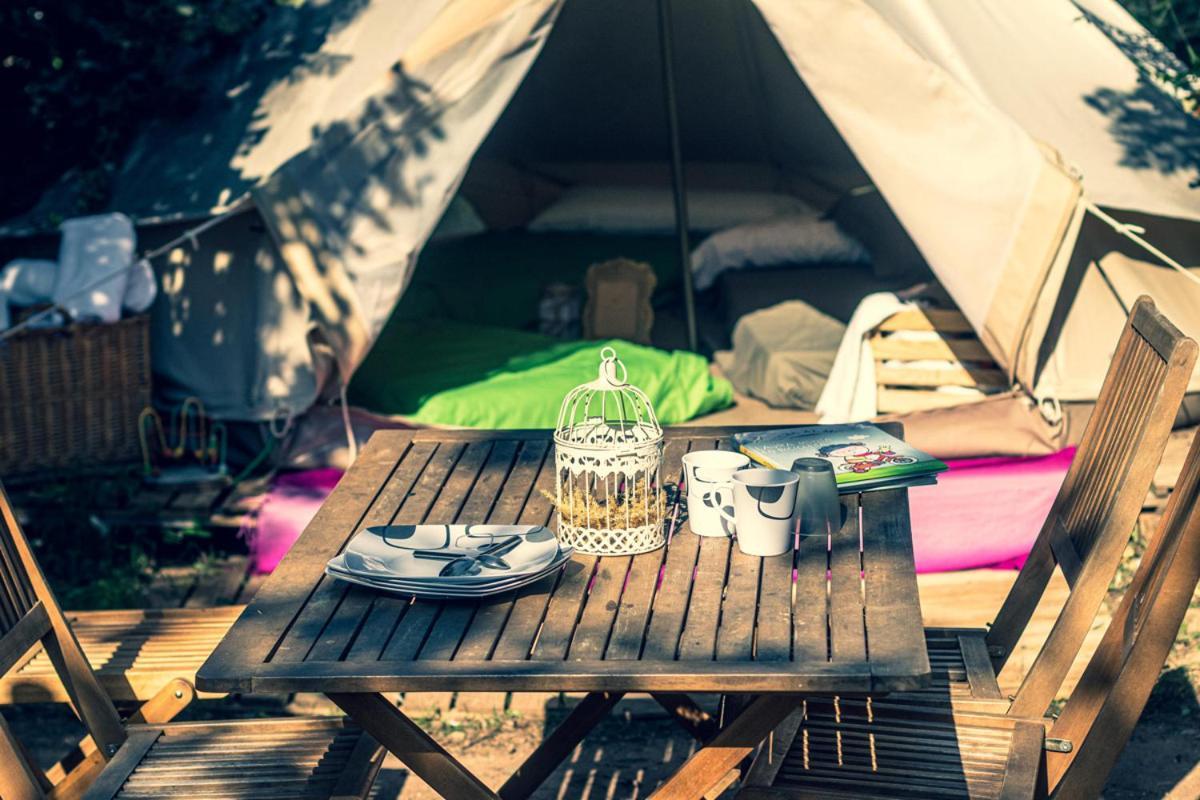 Ecologic Vinyols Camp Hotell Vinyols i Els Arcs Exteriör bild